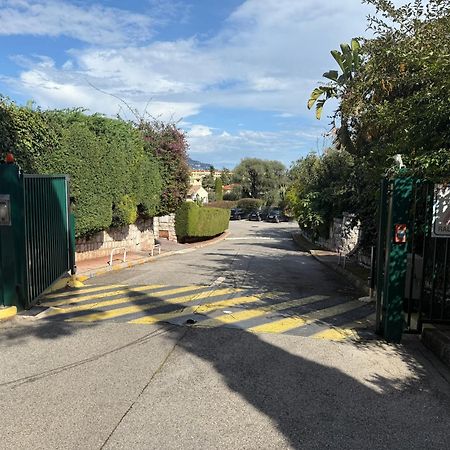 Studio Calme A Deux Pas De La Mer Avec Jardin Et Parking Prive بوليو سور مير المظهر الخارجي الصورة